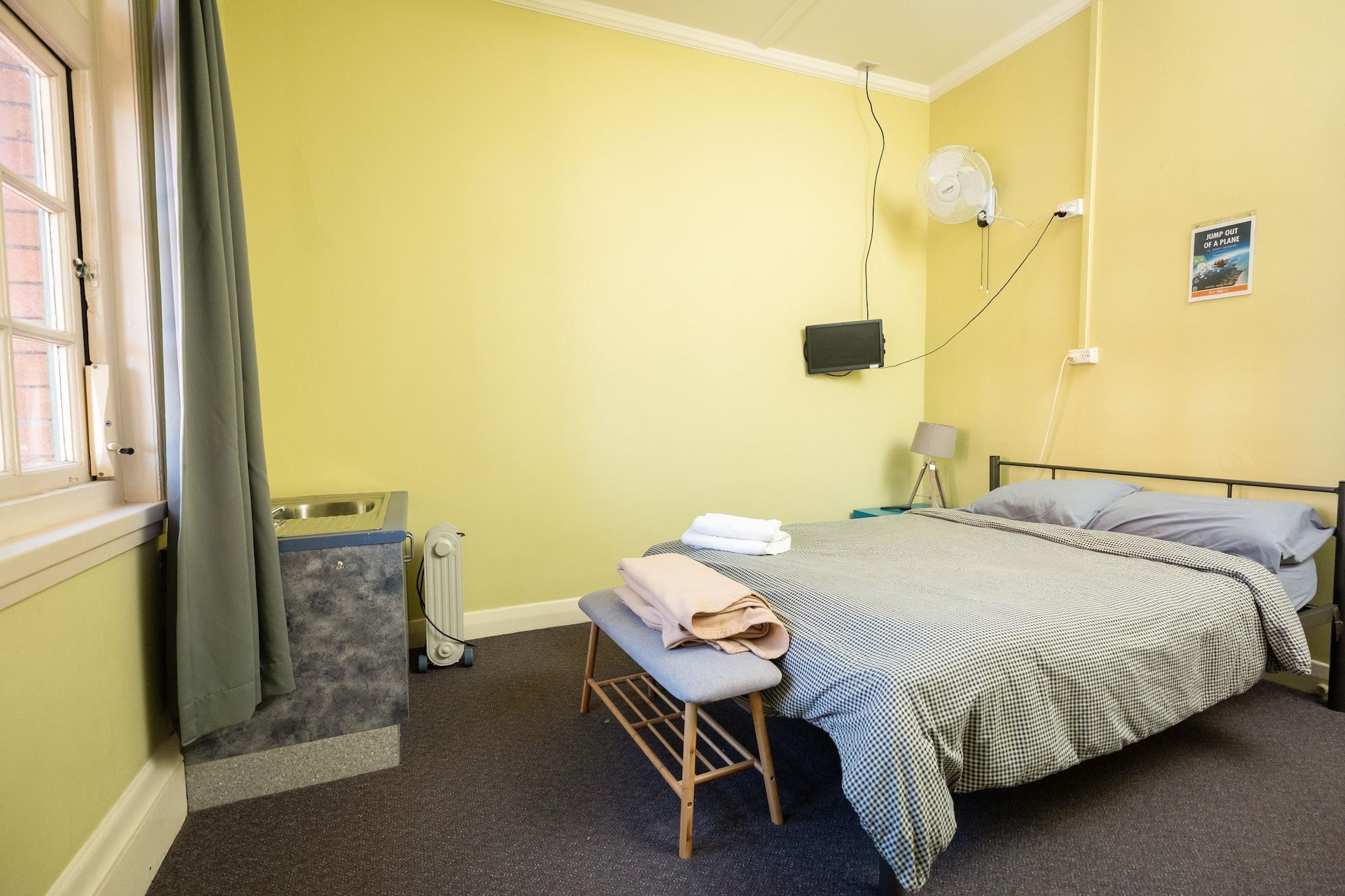 Yha Newcastle Beach Exterior photo