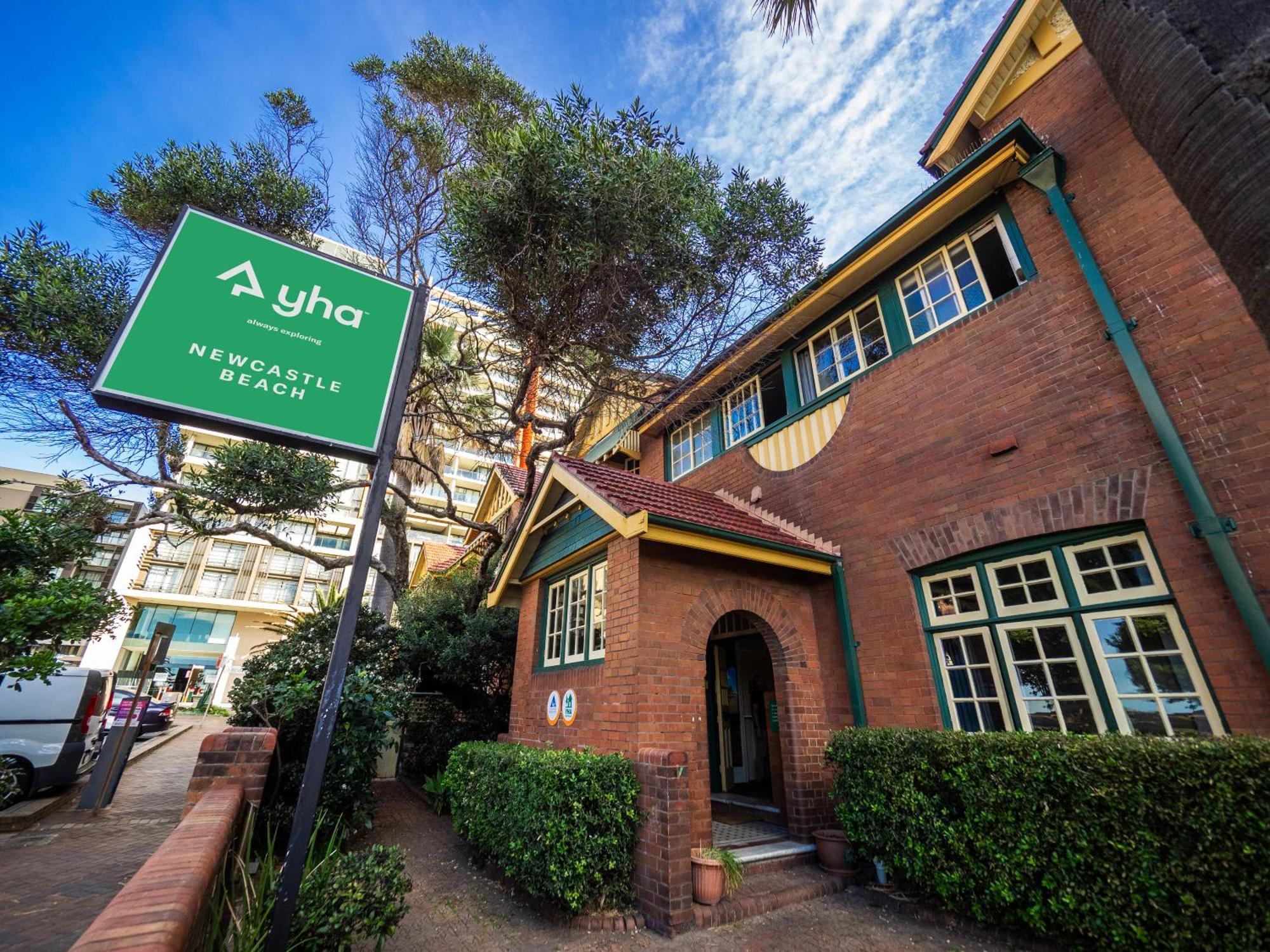 Yha Newcastle Beach Exterior photo