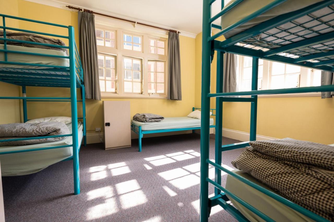 Yha Newcastle Beach Room photo